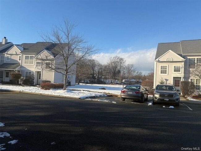 Photo - 10 Kensington Way