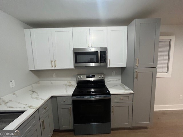 Photo - 635 Birchwood Ln SW