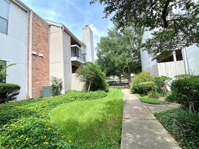 Photo - 7950 N Stadium Dr Unit 241