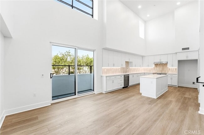 Photo - 24722 Del Prado Ave Unit 201