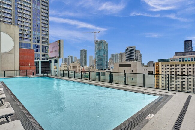 Photo - 398 NE 5th St Unit SI ID1504041P