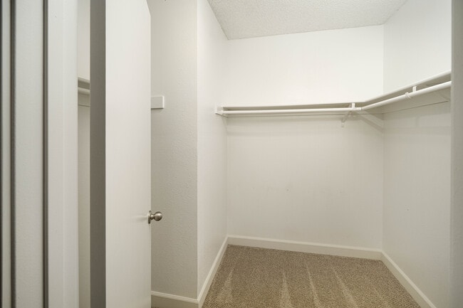 Photo - Loma Linda Apartments