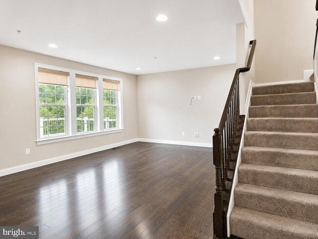 Photo - 3348 Burton Dr