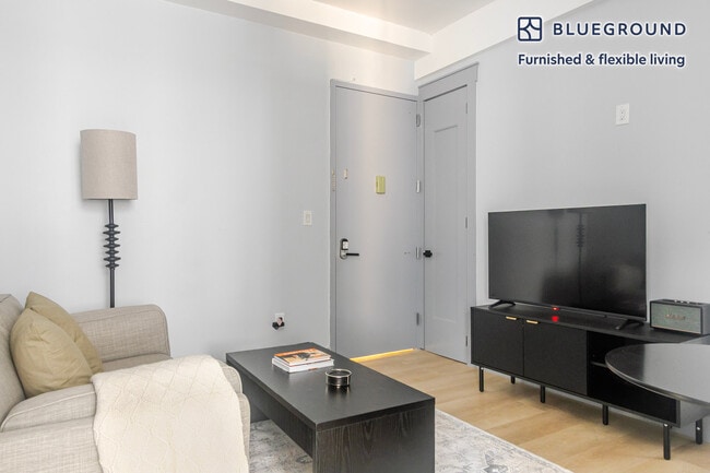 Photo - 161 W 54th St Unit FL8-ID1997