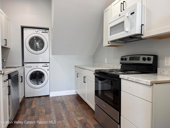 Photo - 110 Partition St Unit 2