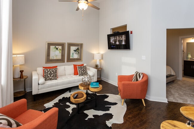 Photo - Vista Cameron Harbor