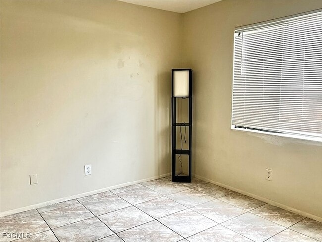 Photo - 824 Alderman St Unit 106