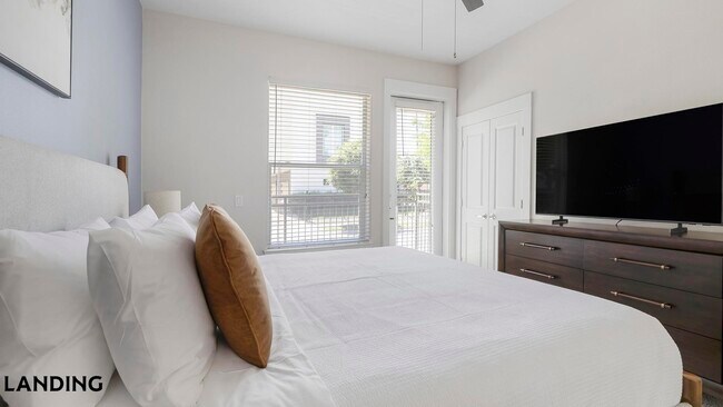 Photo - 4001 Ross Ave Unit 168