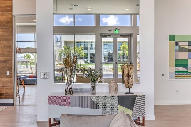 Photo - Ariva Luxury Residences