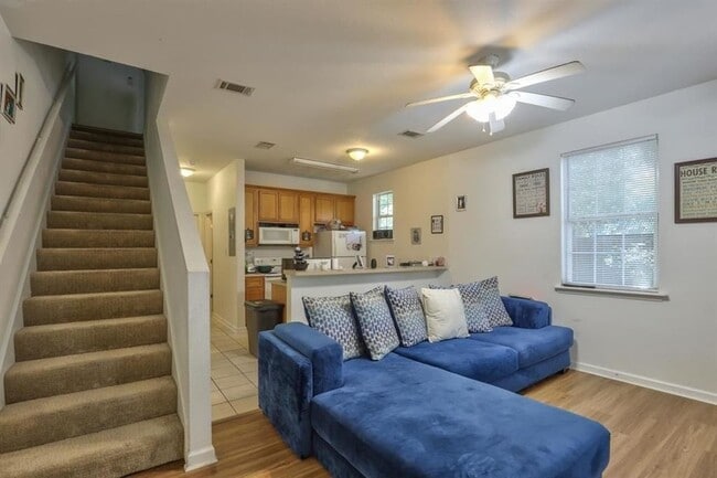 Photo - 924 Ashburn Dr