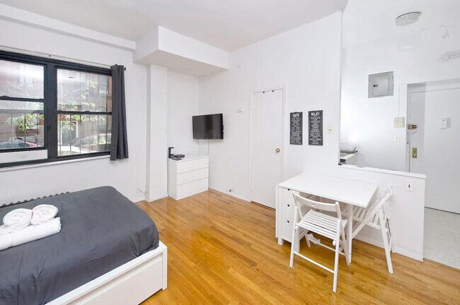 Photo - 1789 1st Ave Unit ID1032062P