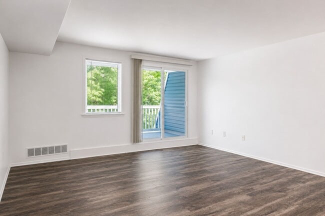 Photo - The Cascades Apartments and Townhomes