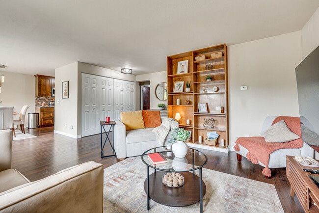 Photo - 3315 Chisholm Trail Unit SI FL3-ID1546453P