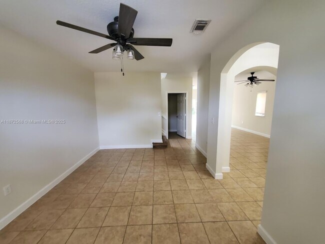 Photo - 2531 NE 41st Terrace