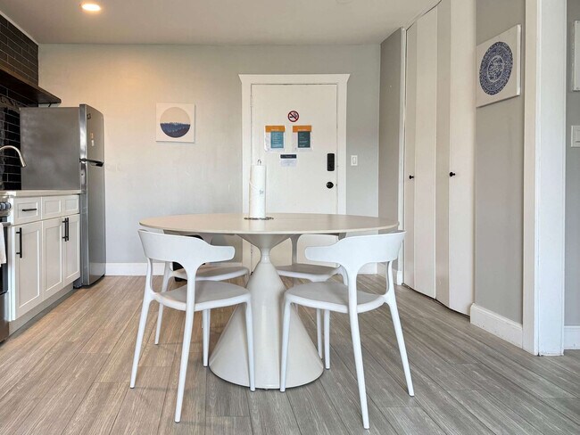 Photo - 215 Piedmont Ave NE Unit SI ID1299350P