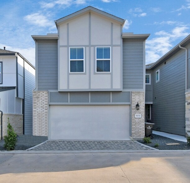 Building Photo - 8414 Rising Stream Dr