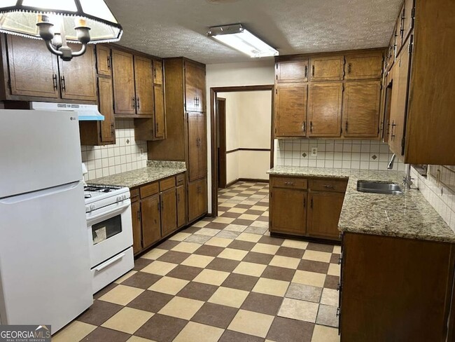 Photo - 1530 Oleander Ln SW