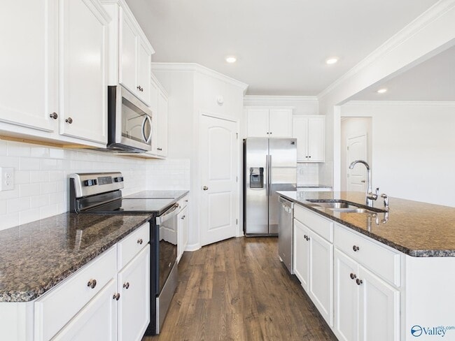 Photo - 506 E River Landing Blvd