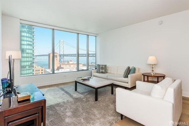 Building Photo - 338 Main St Unit 10B