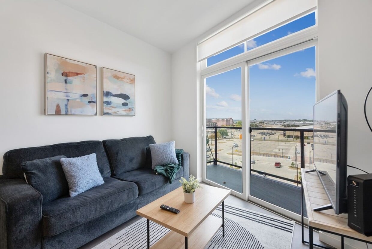 Floor Plan - 4th  & 5th Floor Studio 