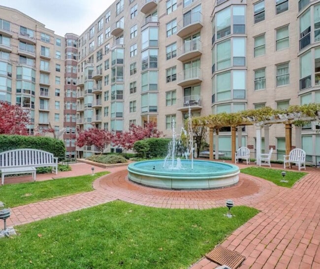 Photo - 690 D St NW Unit ID1328505P