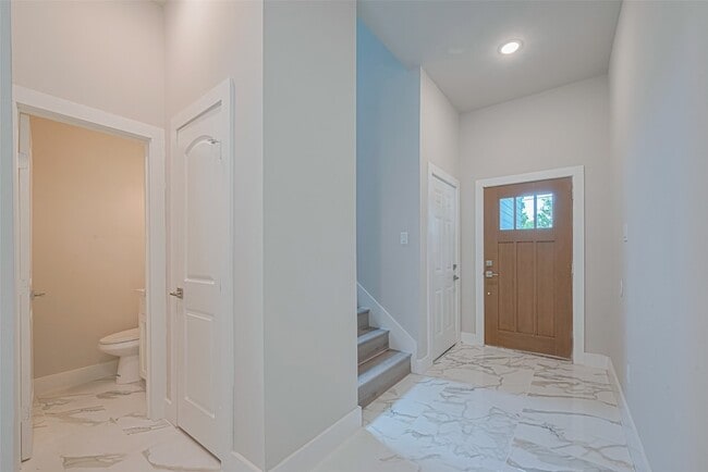 Photo - 2414 Sam Wilson St