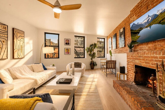 Building Photo - 354 Bowery Unit SI ID1034997P