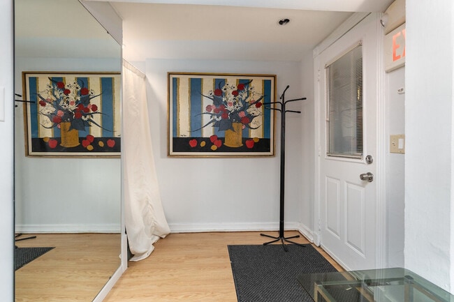 Photo - 2122 18th St NW Unit ID1034726P