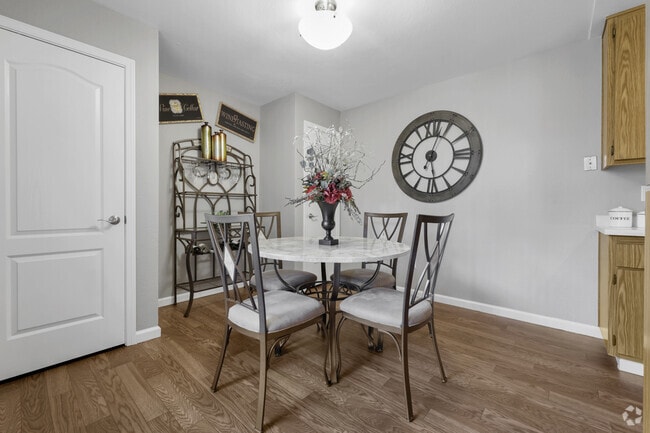 2BR, 1 BA - Breakfast Nook - CYPRESS GARDENS APARTMENTS