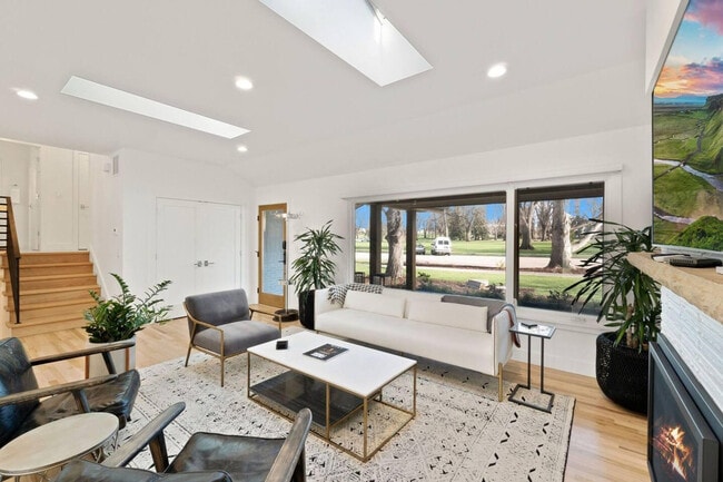 Photo - 1500 W Mulberry St Unit ID1013151P