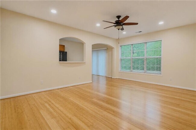Photo - 90 Golden Pine Rd SW