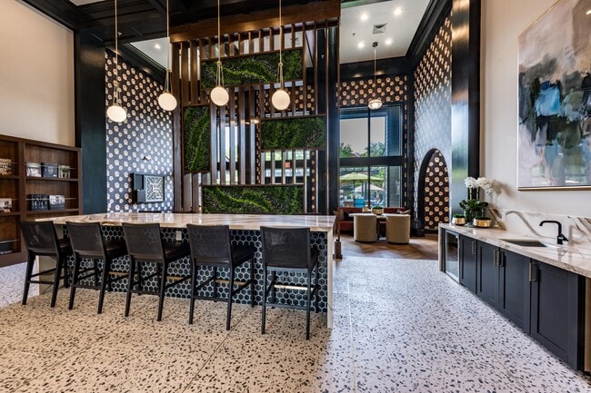 Clubhouse - Halstead Centreville