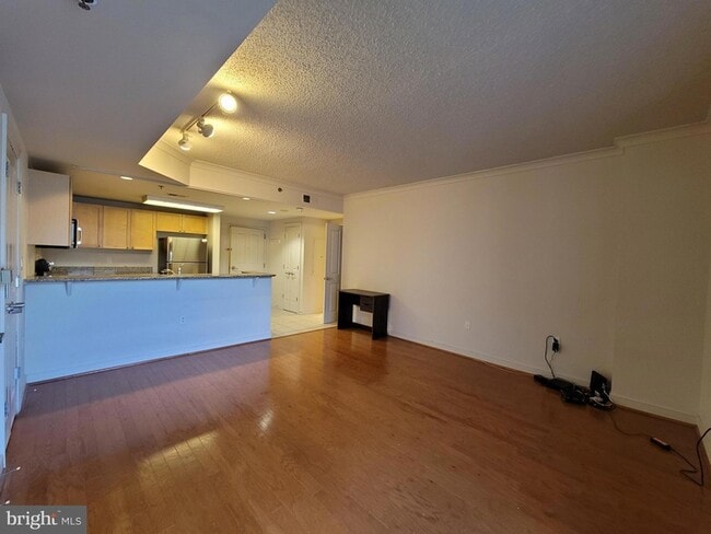 Photo - 777 7th St NW Unit 1003