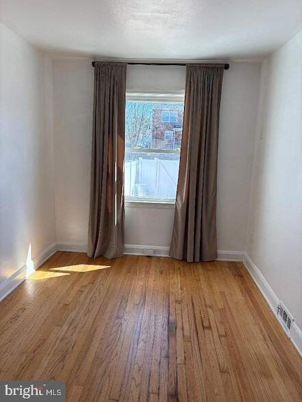 Photo - 6841 Duluth Ave