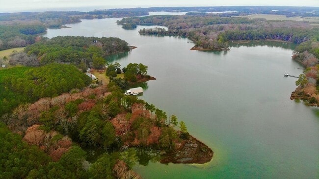 Photo - 9077 Henderson Ln