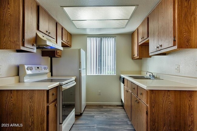 Photo - 5312 E Taylor St Unit 1