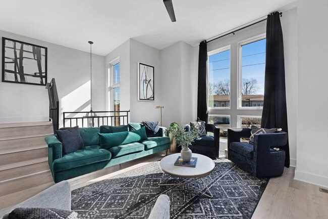 Building Photo - 919 Ramsey St Unit ID1241257P