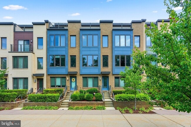 Photo - 10413 Fernwood Rd