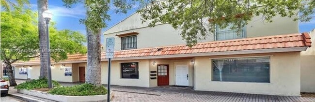 Building Photo - 313 N Krome Ave Unit B