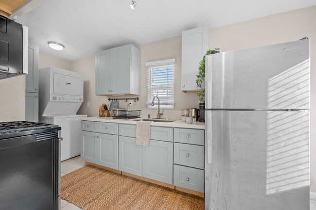 Photo - 2796 K St Unit SI ID1364187P