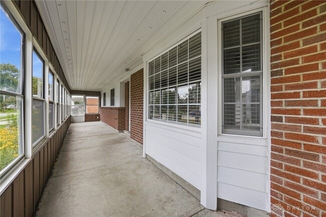 Photo - 27 Laurelgrove Dr