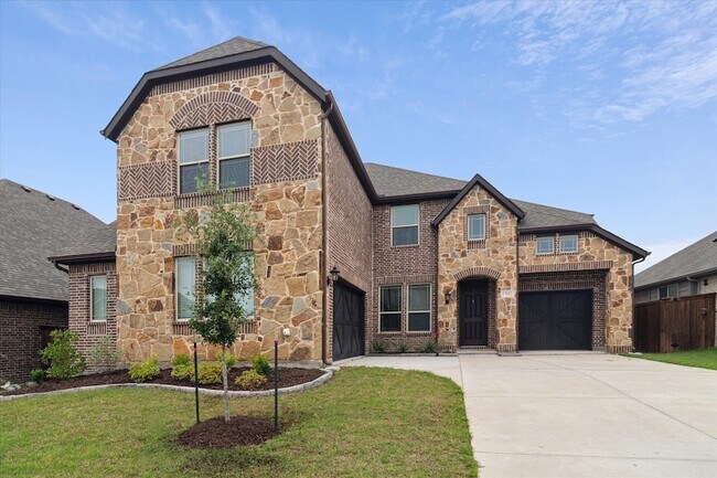 Photo - 1702 Veneto Dr
