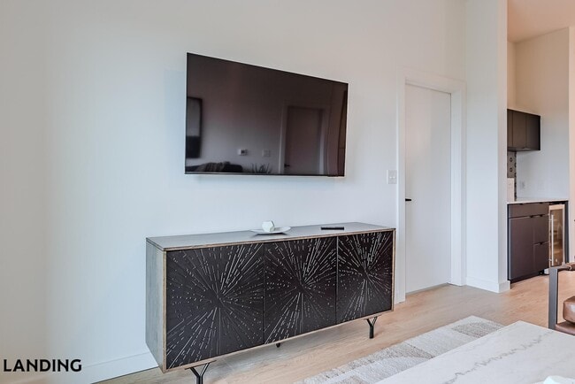 Photo - 2623 Keene St Unit 437