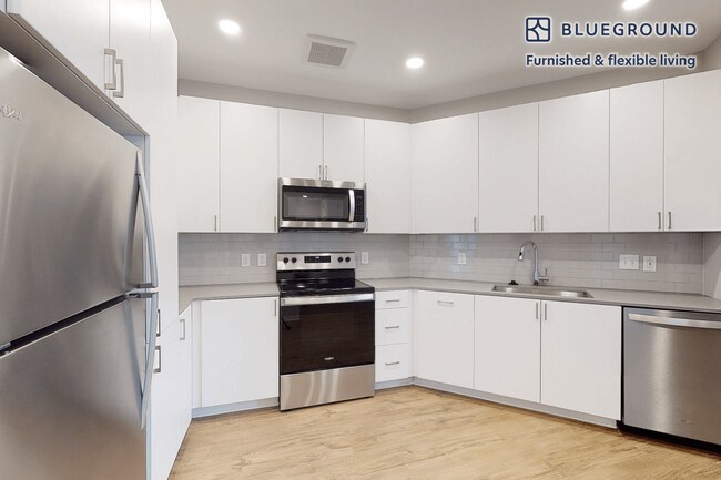 Photo - 2 E Joppa Rd Unit FL14-ID8091A