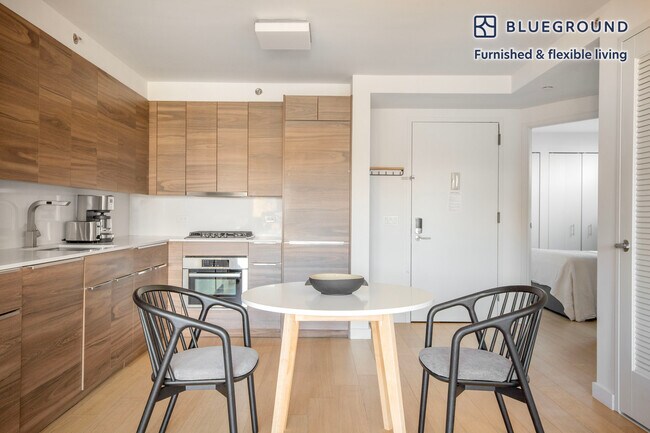 Photo - 171 Suffolk St Unit FL5-ID1265