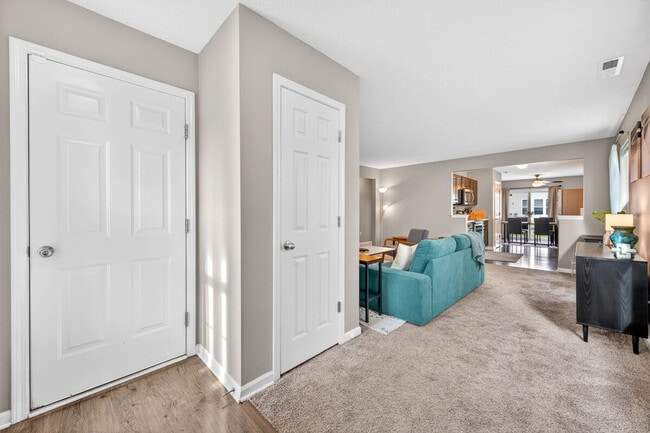 Photo - 2024 Shadow Creek Blvd Unit ID1397943P