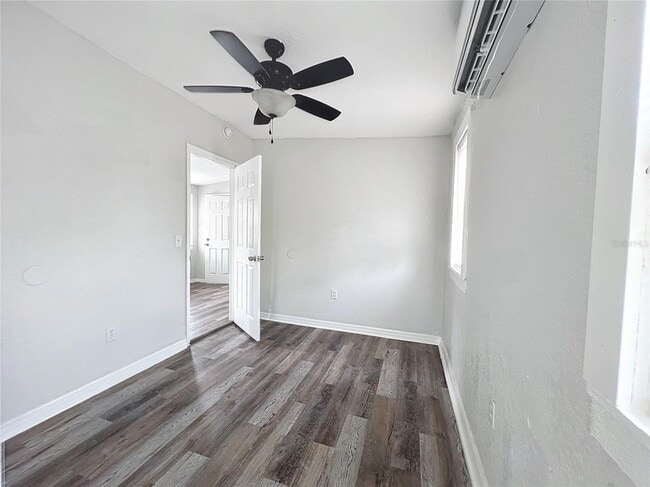 Photo - 1800 N 12th St