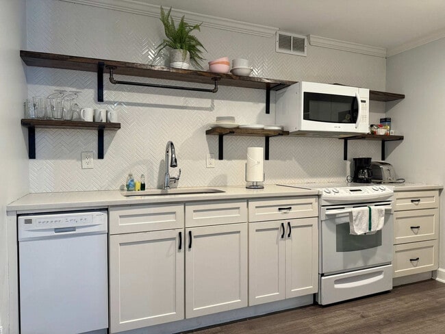 Photo - 215 Piedmont Ave NE Unit ID1299366P