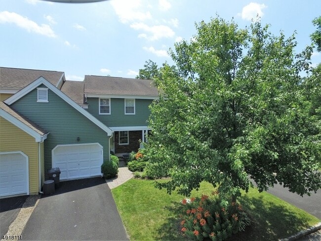Photo - 21 Pilgrim Ct