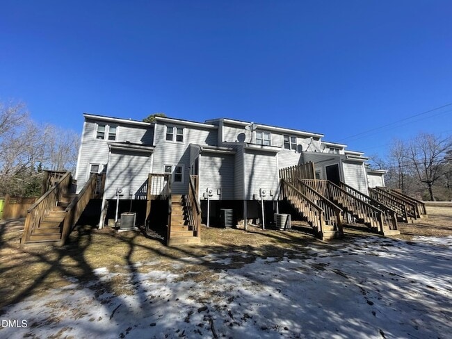 Photo - 210 S Hollybrook Rd